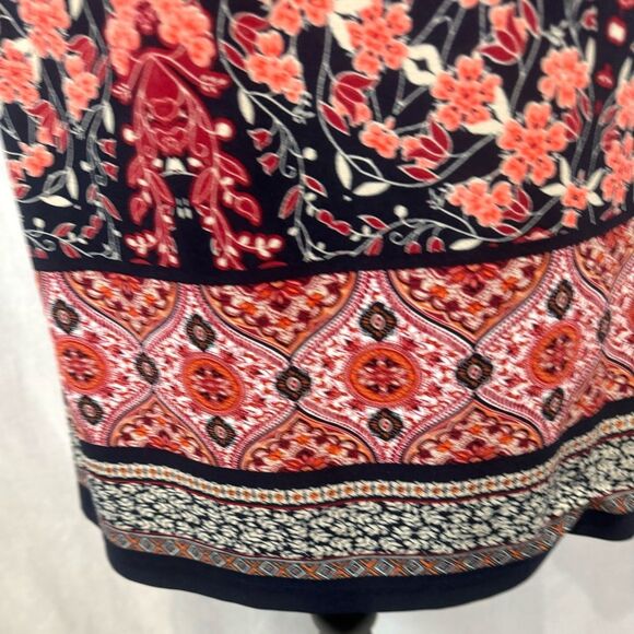 Enfocus Studio black and pink boho floral print shift dress size 6P - Picture 5 of 8